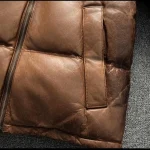 Détails de la veste en cuir mouton homme vintage