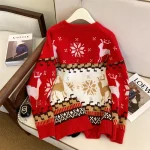 Pull Moche Noël femme avec pompons et motifs de Père Noël