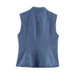 gilet chic et vintage à brandebourgs