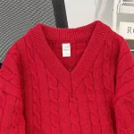 Pull élégant en jacquard rouge pour homme